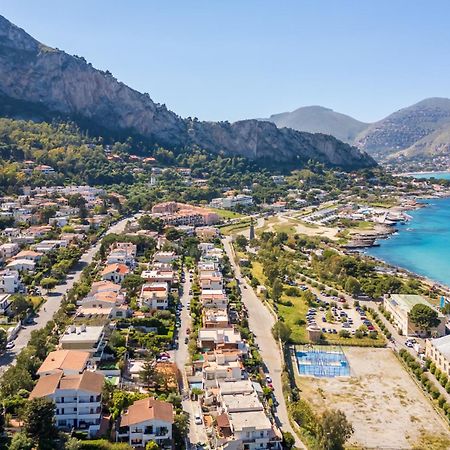 A Pochi Passi Dal Mare Apartment Mondello Exterior photo